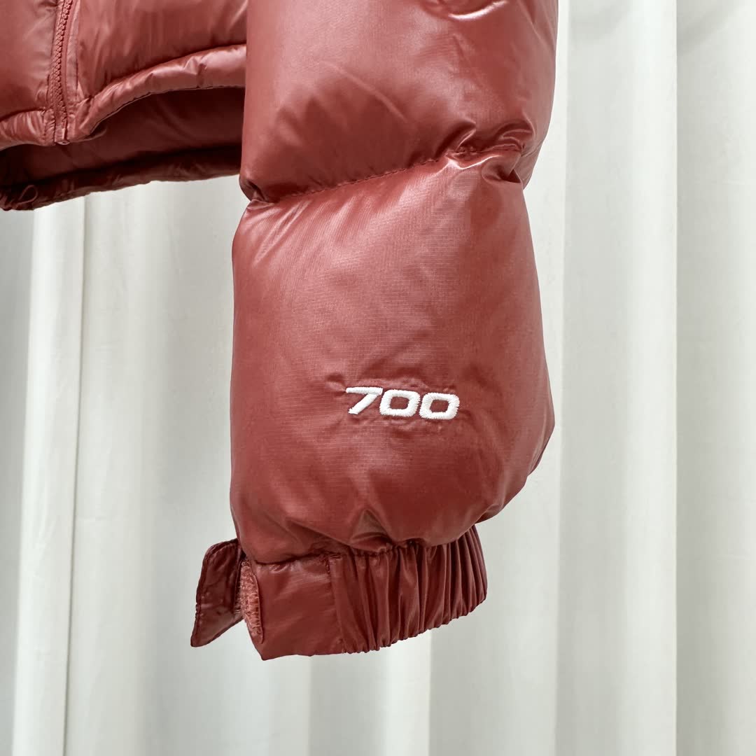 The North Face Women's Nuptse Short Down Jacket NF0A5GGE